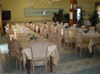 Isolabella Hotel Вентотене Екстериор снимка